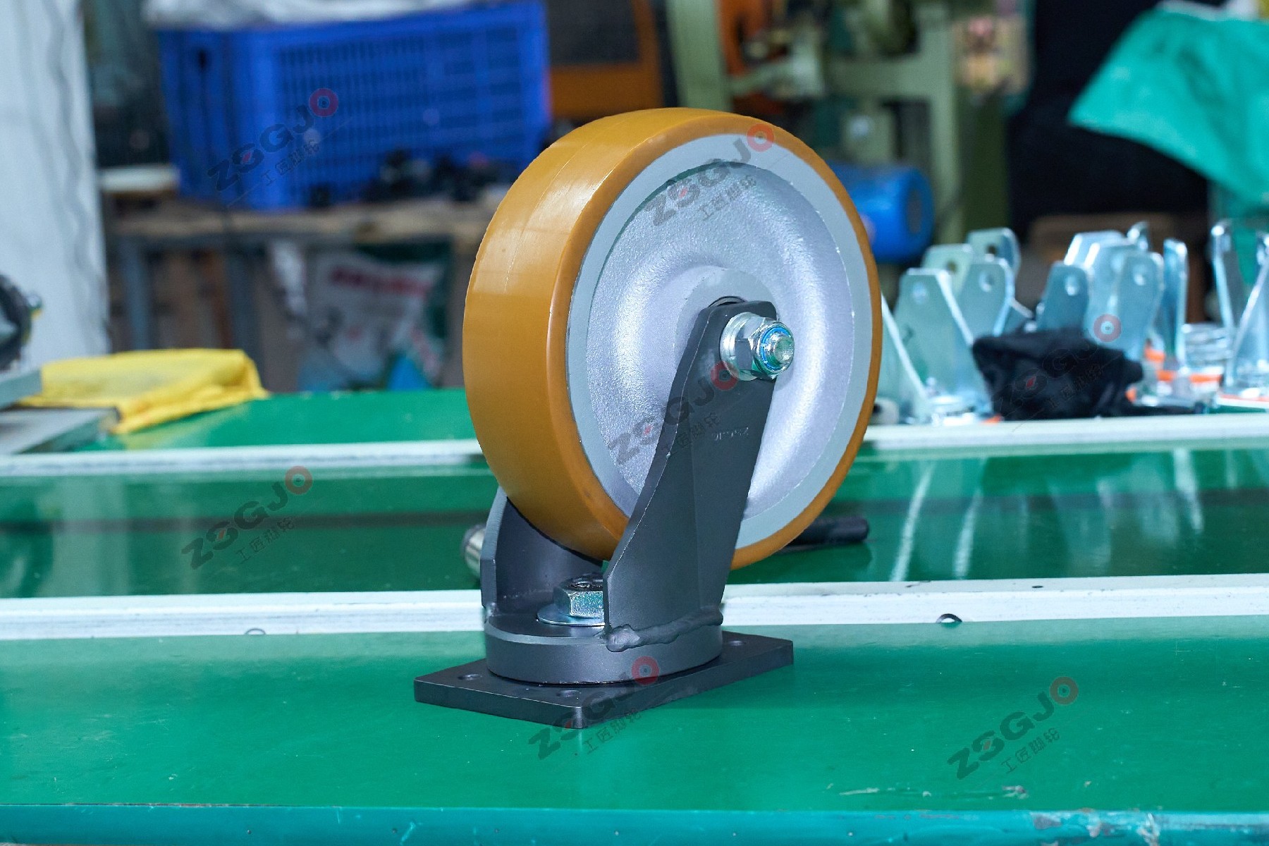 方寸轮动，赋能万千场景——万向轮的进化与价值